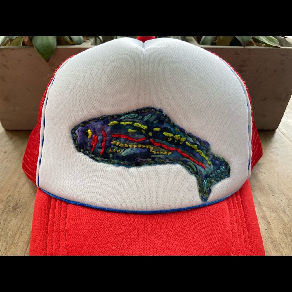Boys fish trucker hat